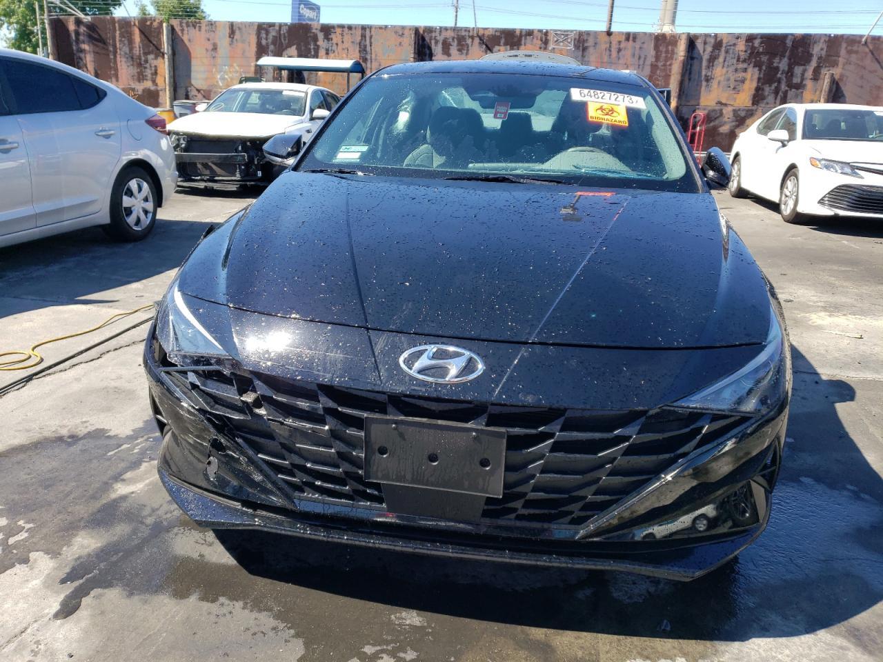 2023 HYUNDAI ELANTRA SE - Фото 5