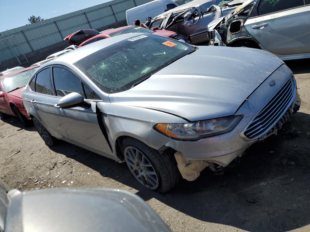 2020 FORD FUSION SE - Image 4