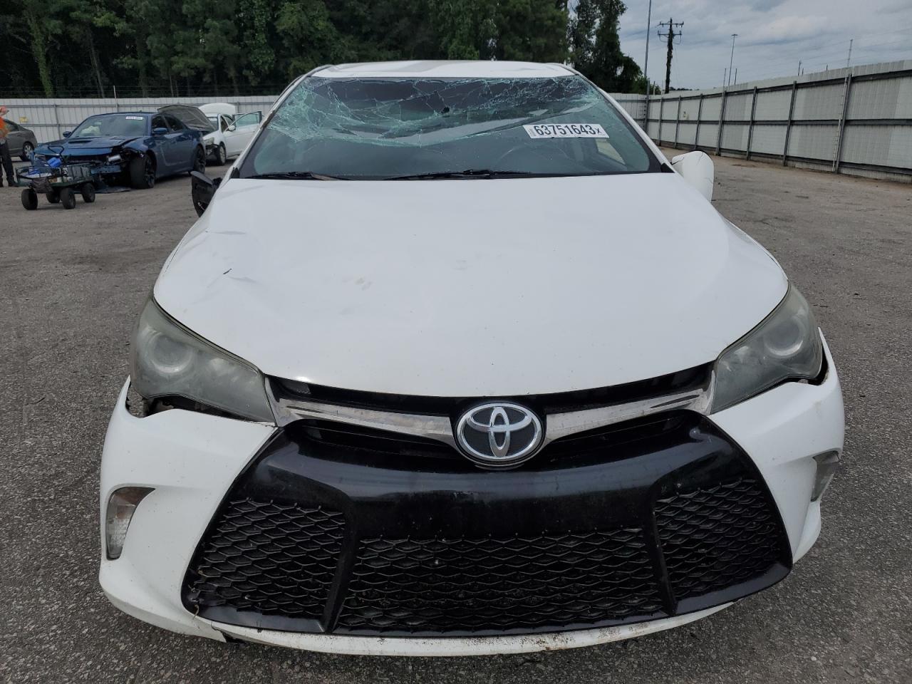 2015 TOYOTA CAMRY LE - Image 5