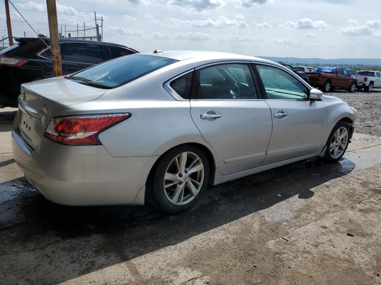 2015 NISSAN ALTIMA 2.5 - Фото 3