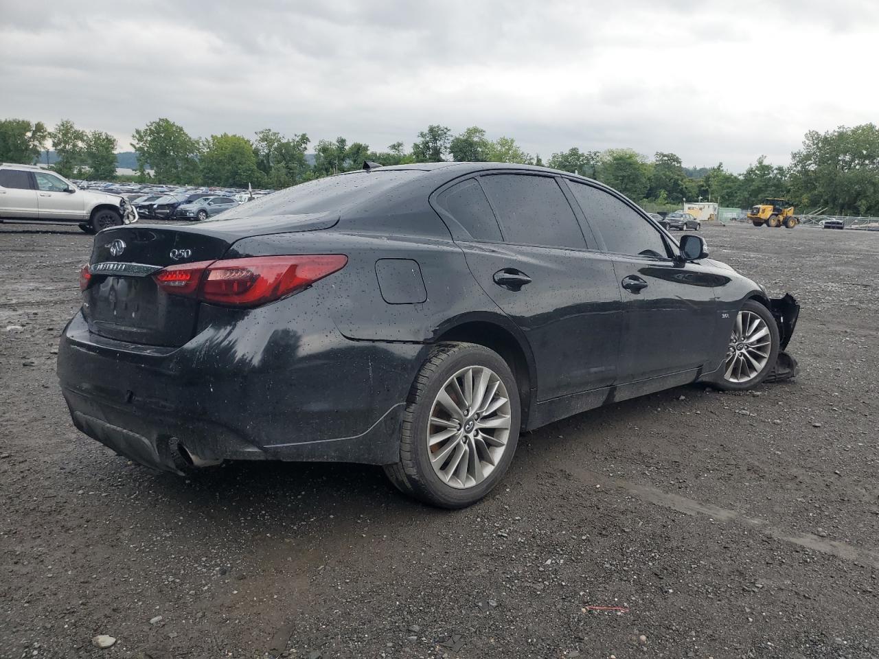 2018 INFINITI Q50 LUXE - Image 3