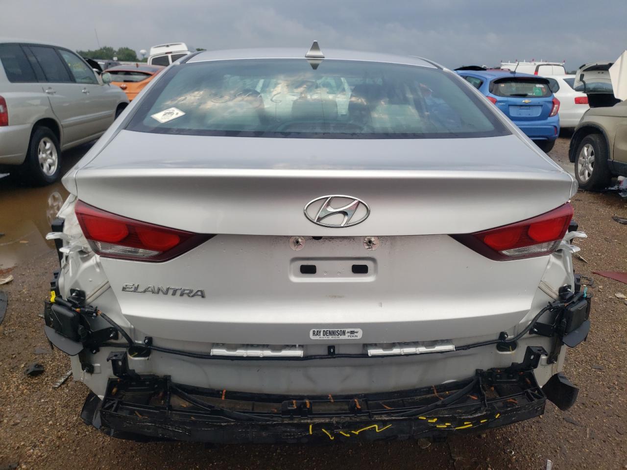 2018 HYUNDAI ELANTRA SE - Image 6