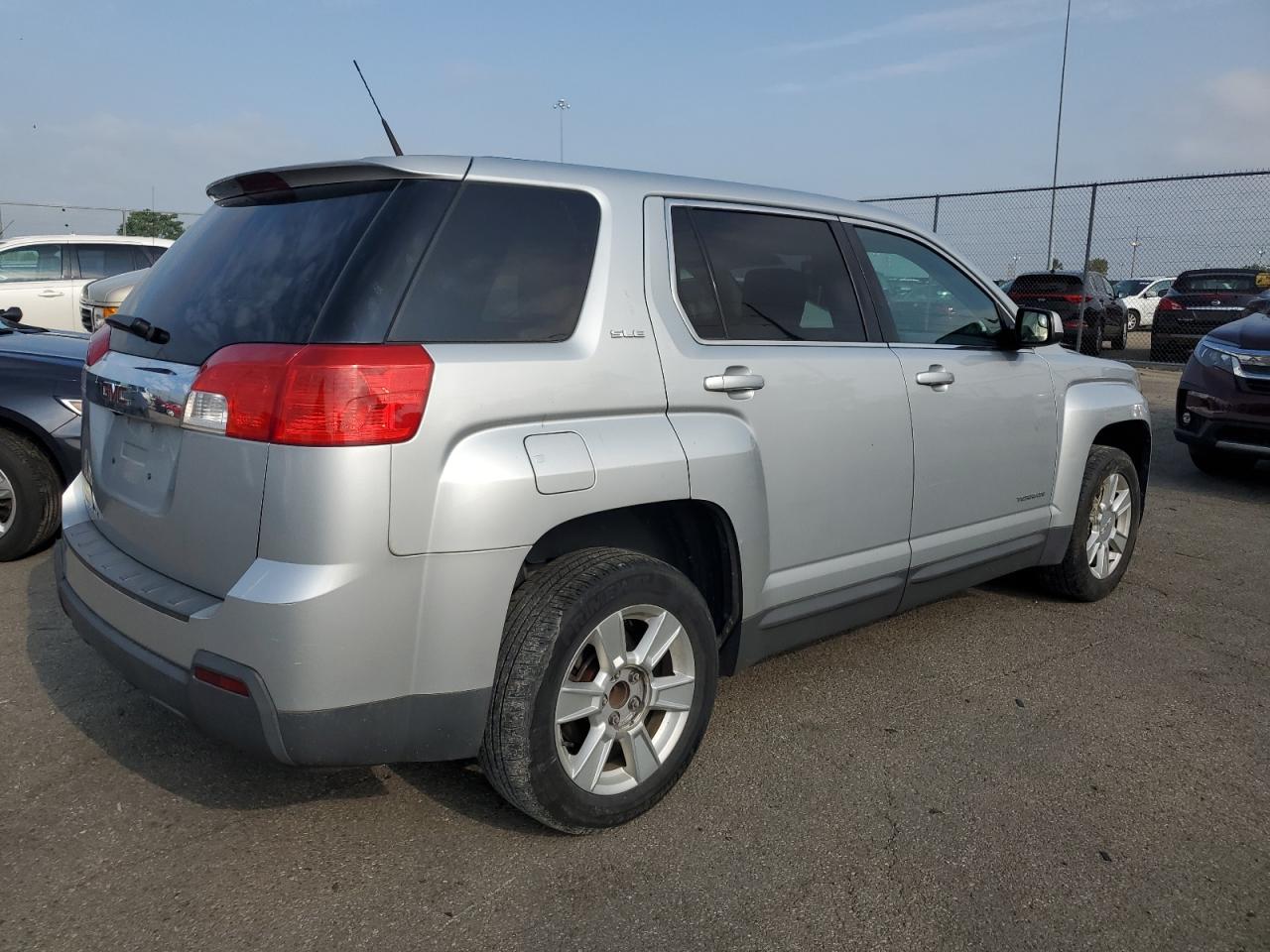 2013 GMC TERRAIN SL - Фото 3