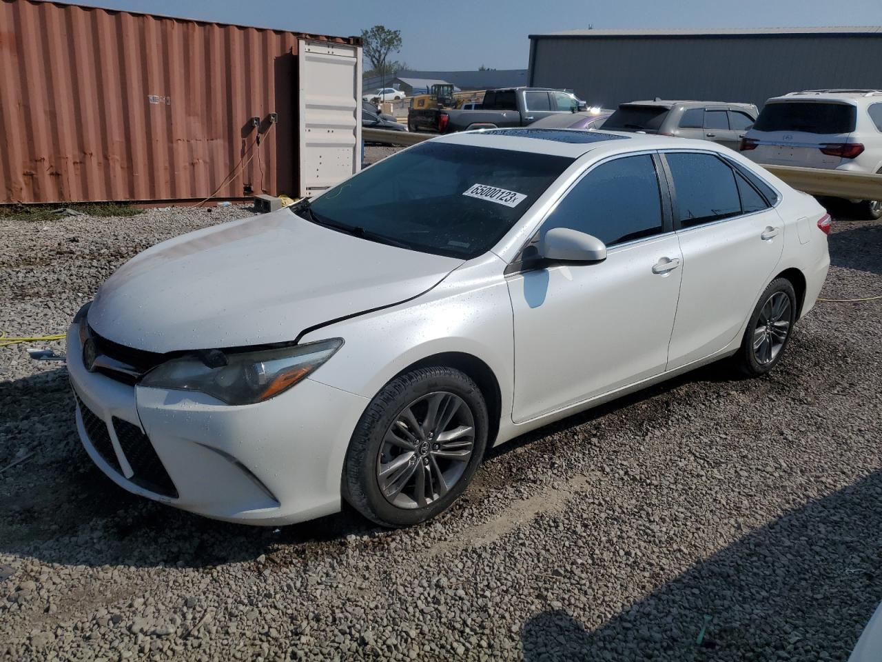 2016 TOYOTA CAMRY LE