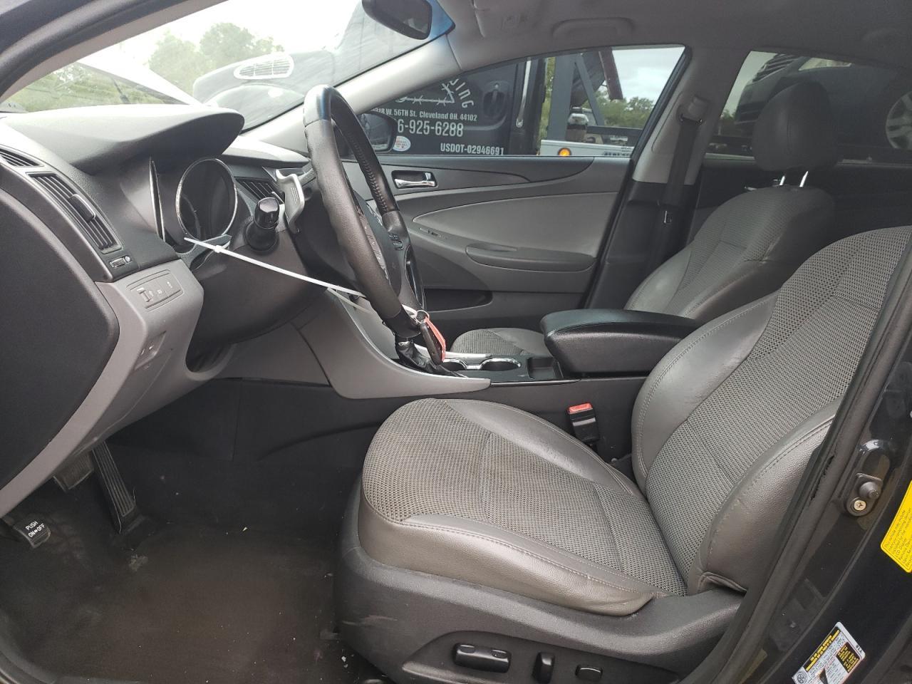 2011 HYUNDAI SONATA SE - Image 7