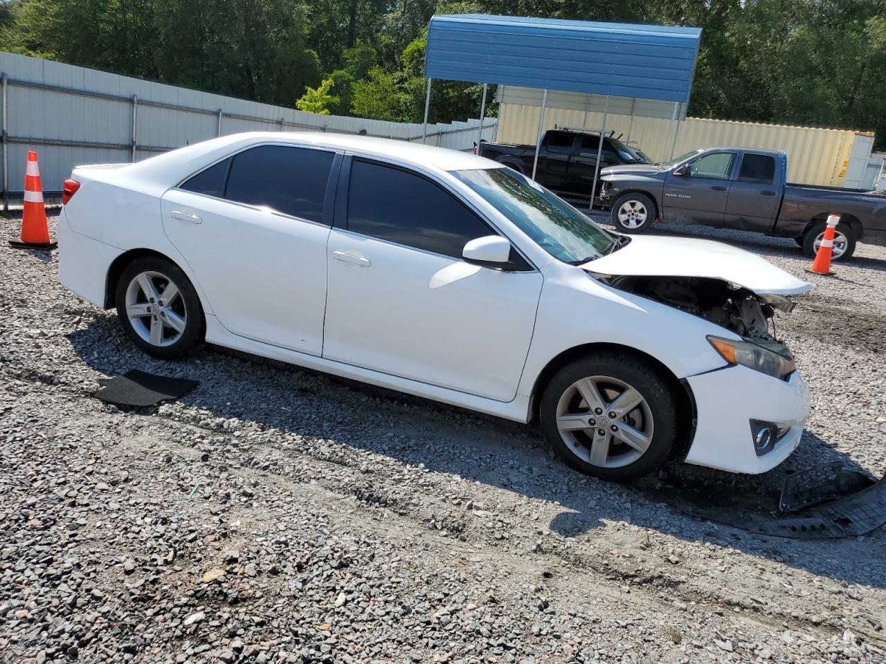 2013 TOYOTA CAMRY L - Фото 4