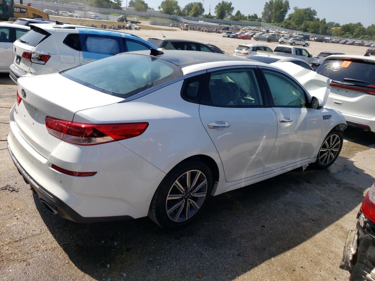 2019 KIA OPTIMA LX - Фото 3
