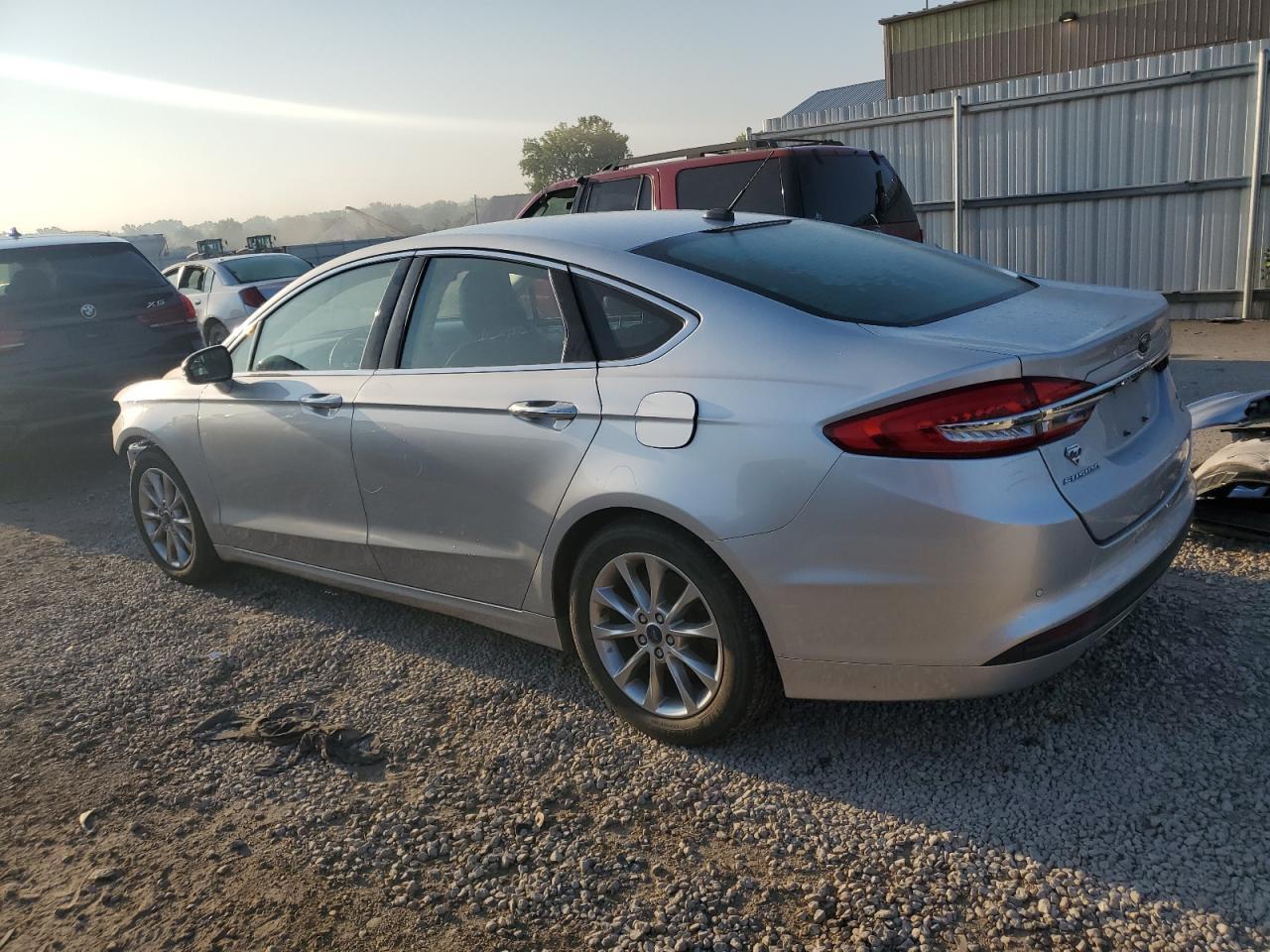 2017 FORD FUSION SE - Фото 2