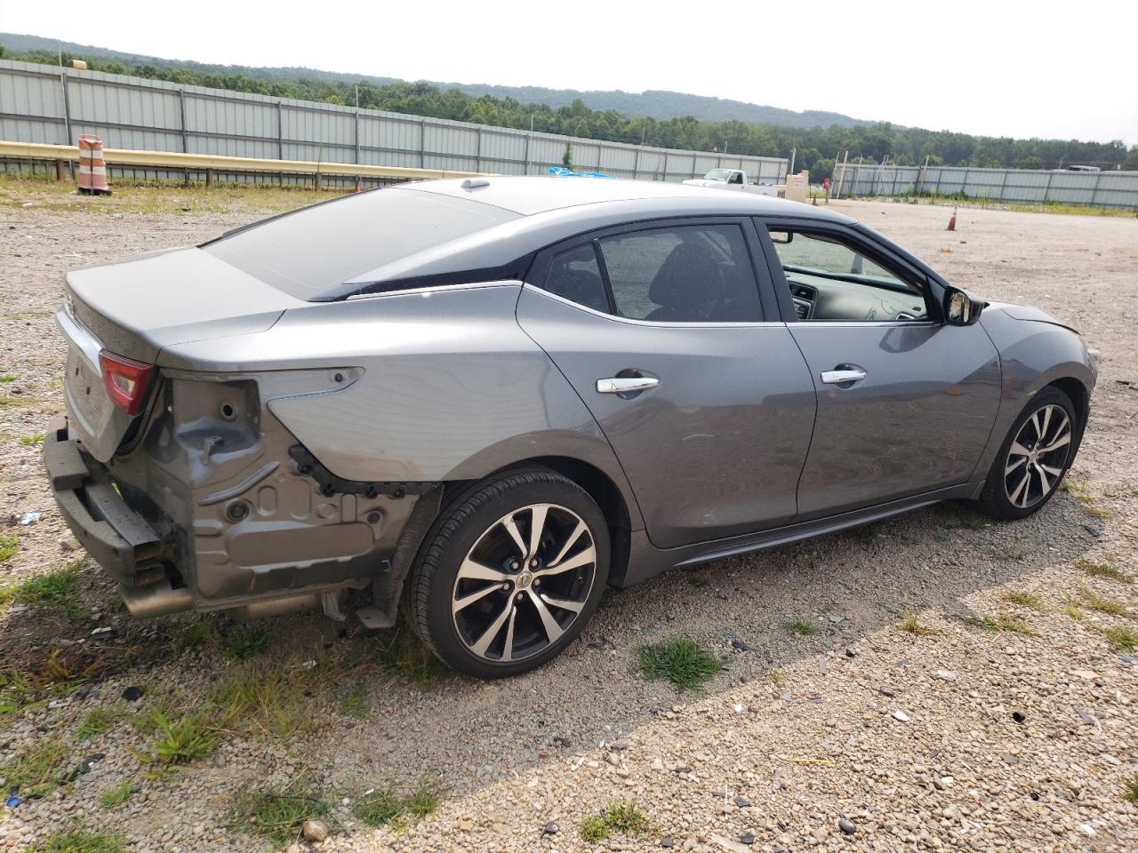 2017 NISSAN MAXIMA 3.5 - Image 3