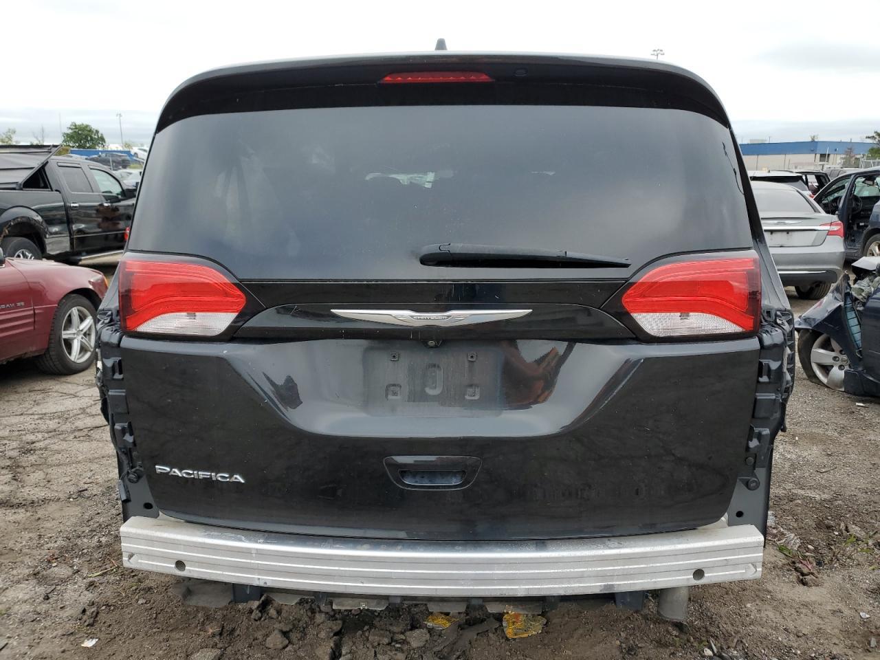 2017 CHRYSLER PACIFICA T - Image 6