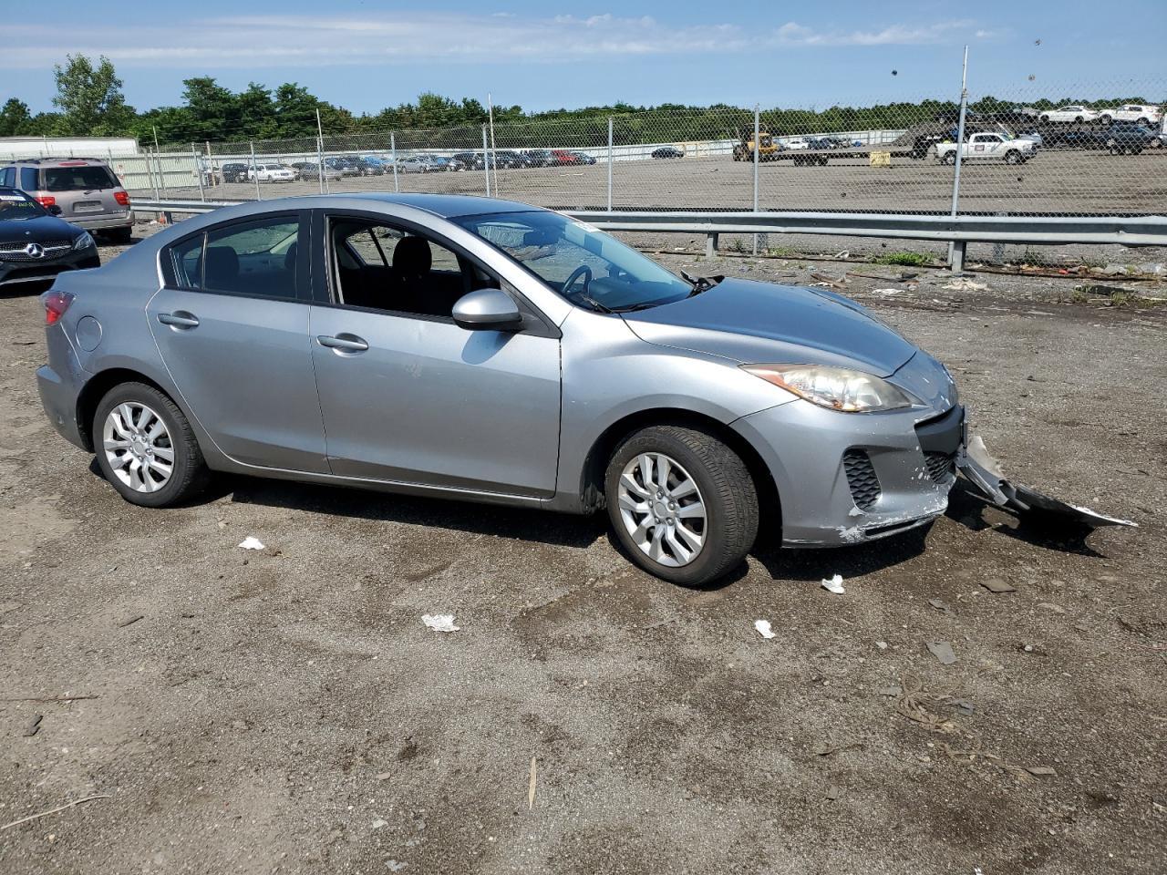 2013 MAZDA 3 I - Фото 4