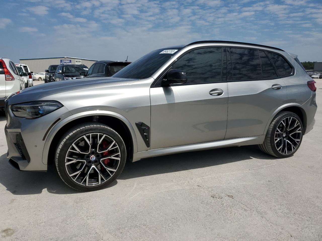 2022 BMW X5 M car image