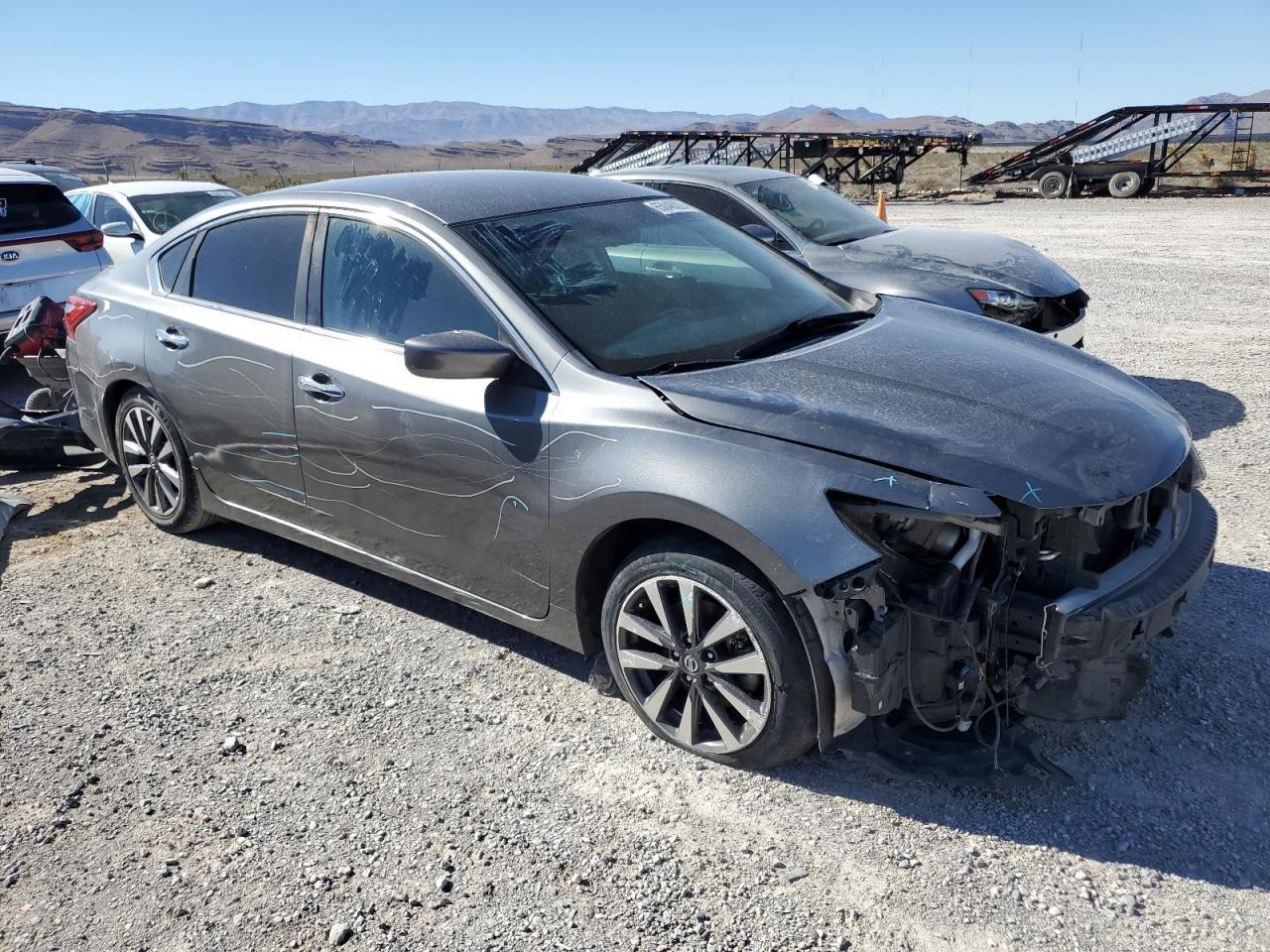 2017 NISSAN ALTIMA 2.5 - Фото 4