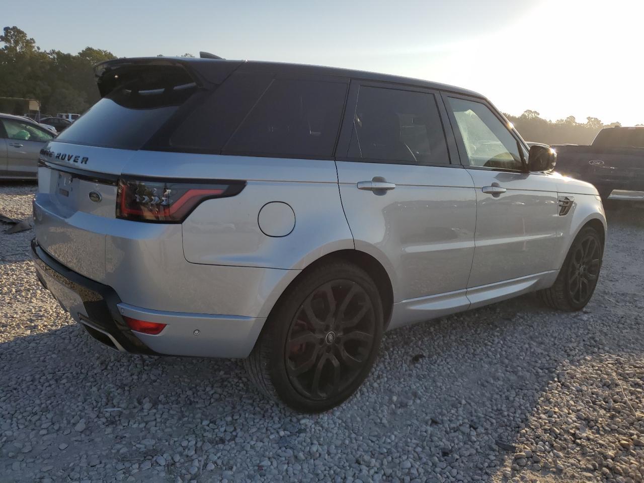 2021 LAND ROVER RANGE ROVE - Image 3