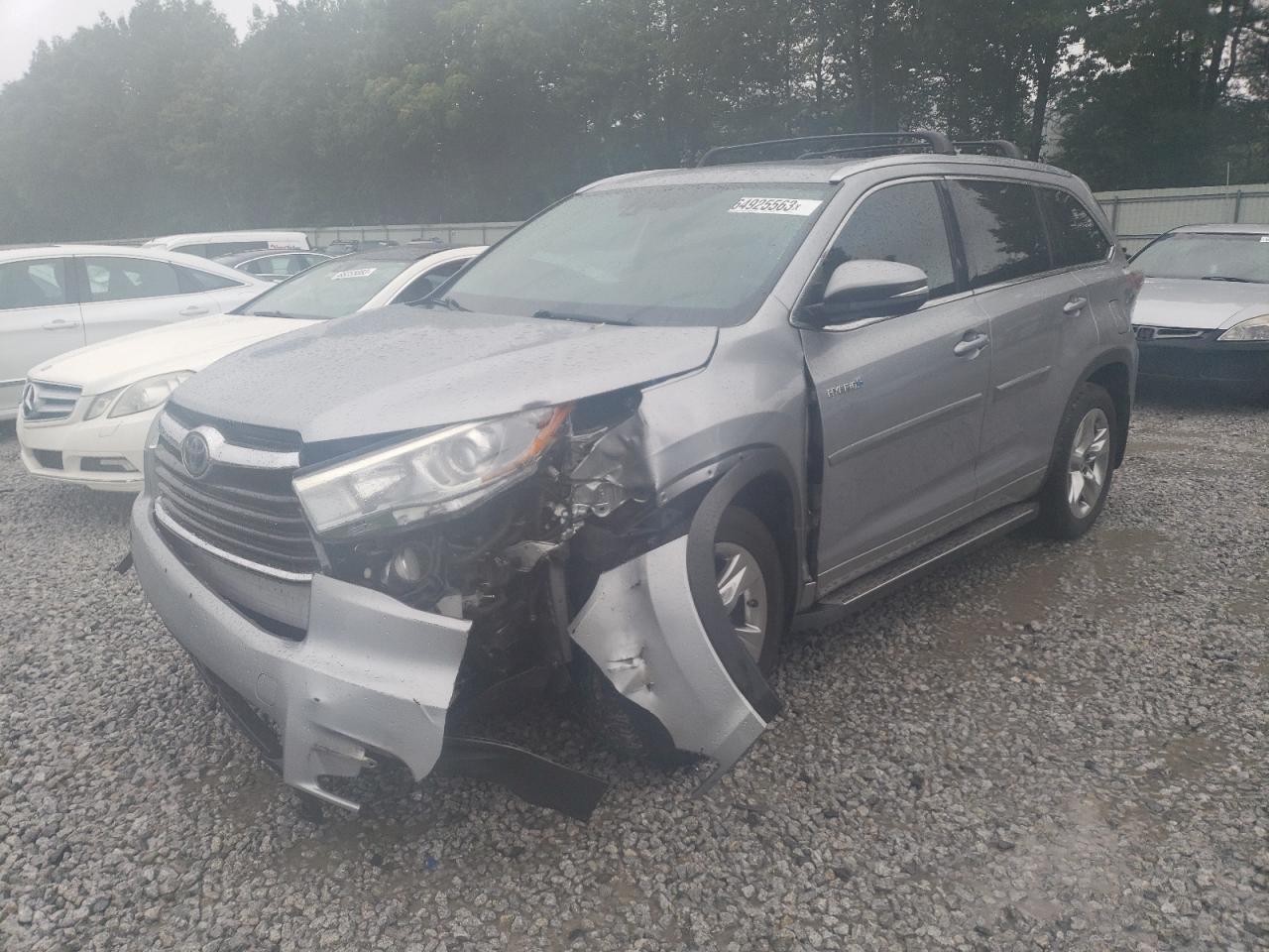 2015 TOYOTA HIGHLANDER
