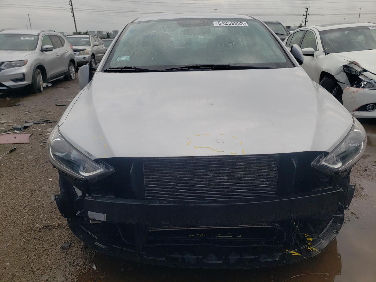 2018 HYUNDAI ELANTRA SE - Image 5