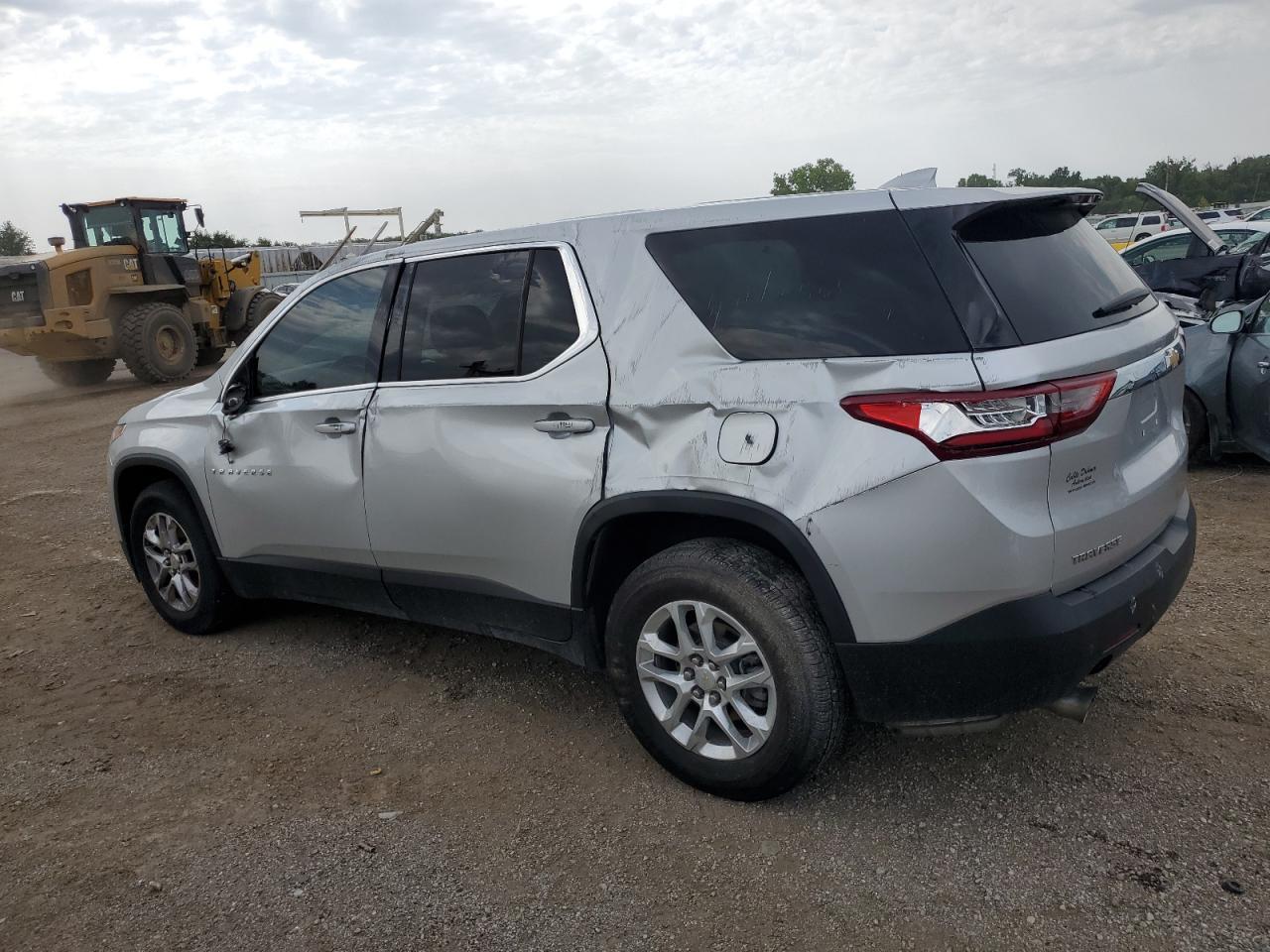 2018 CHEVROLET TRAVERSE L - Фото 2