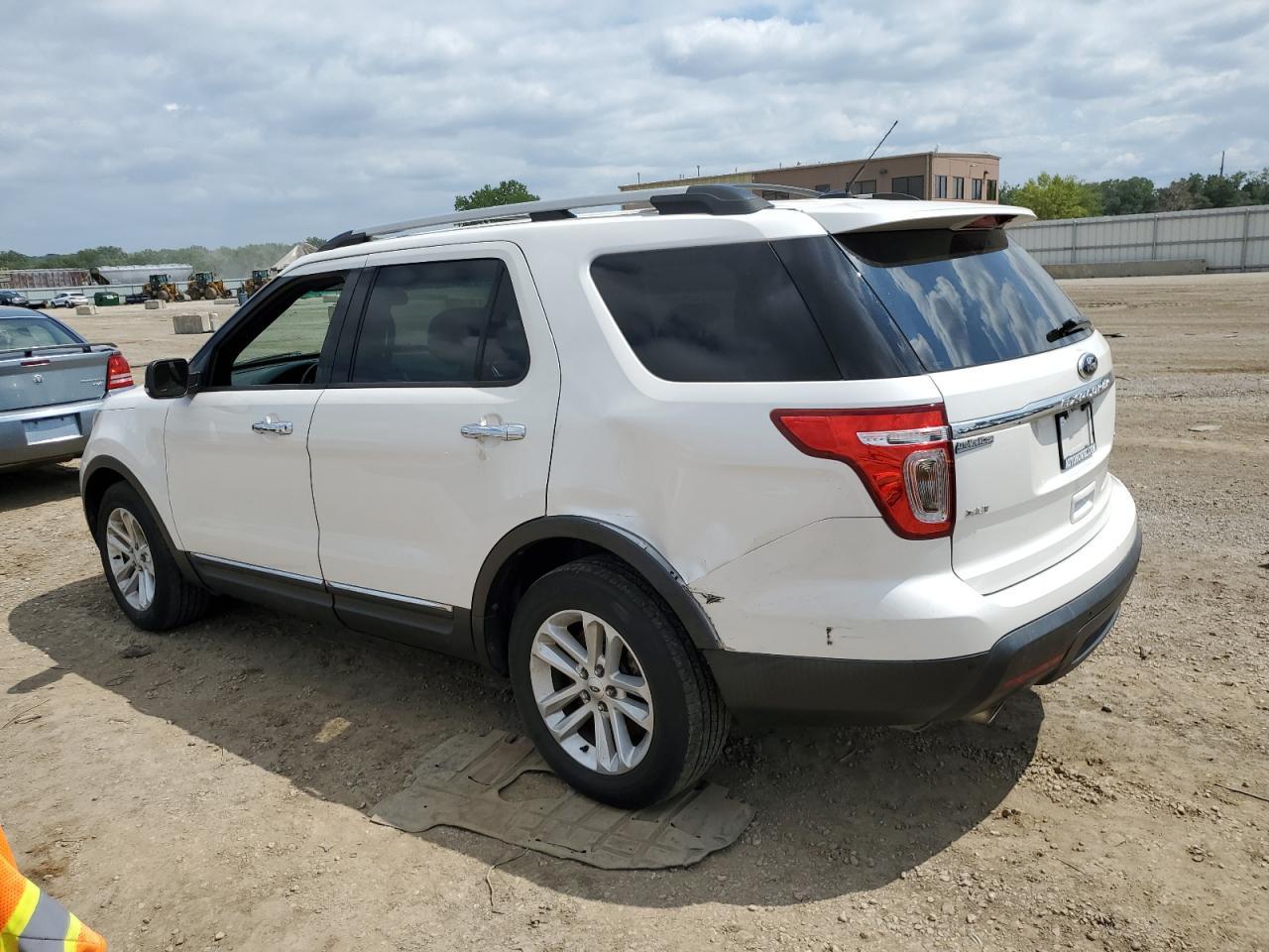 2013 FORD EXPLORER X - Фото 2