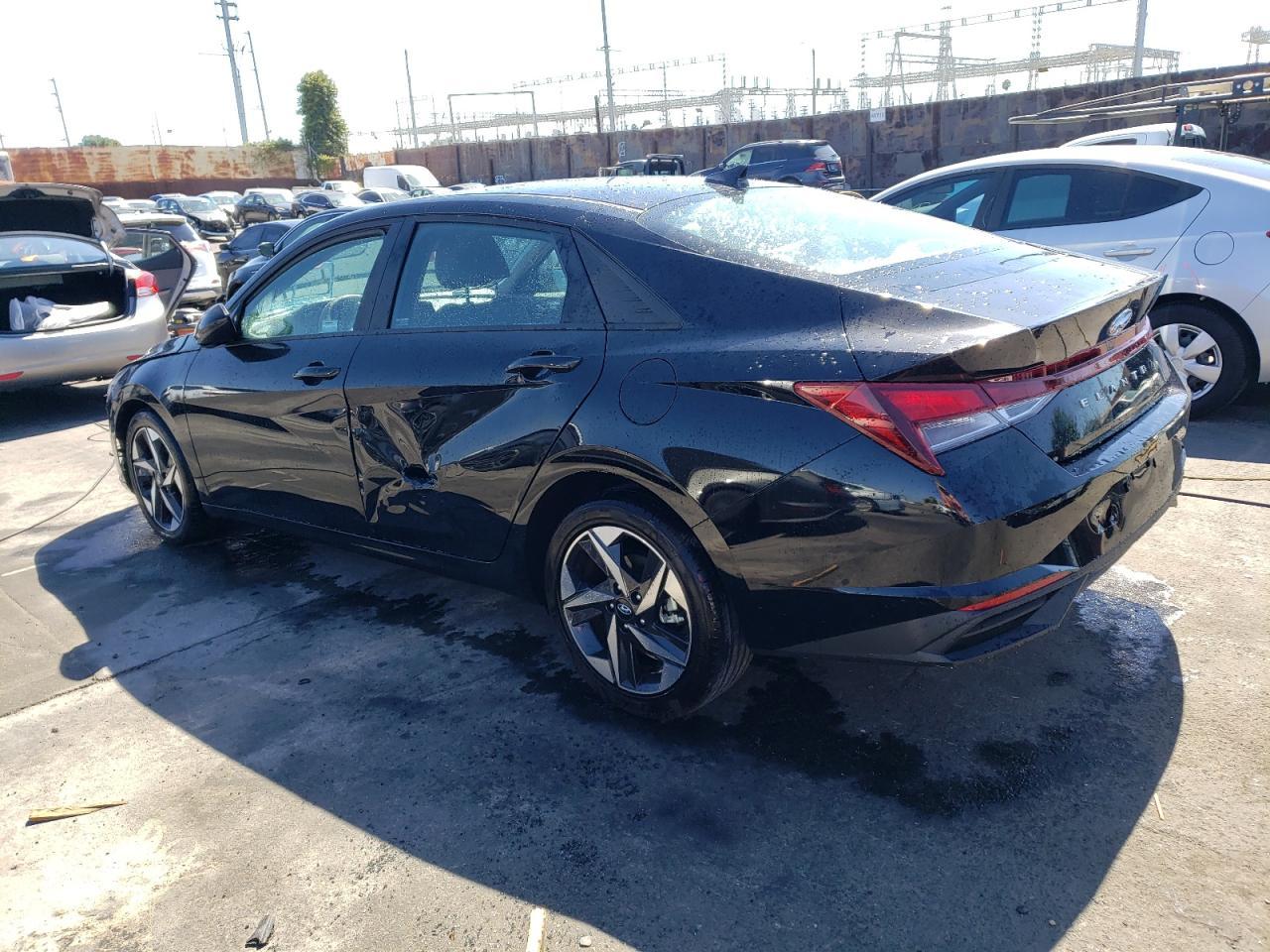 2023 HYUNDAI ELANTRA SE - Фото 2