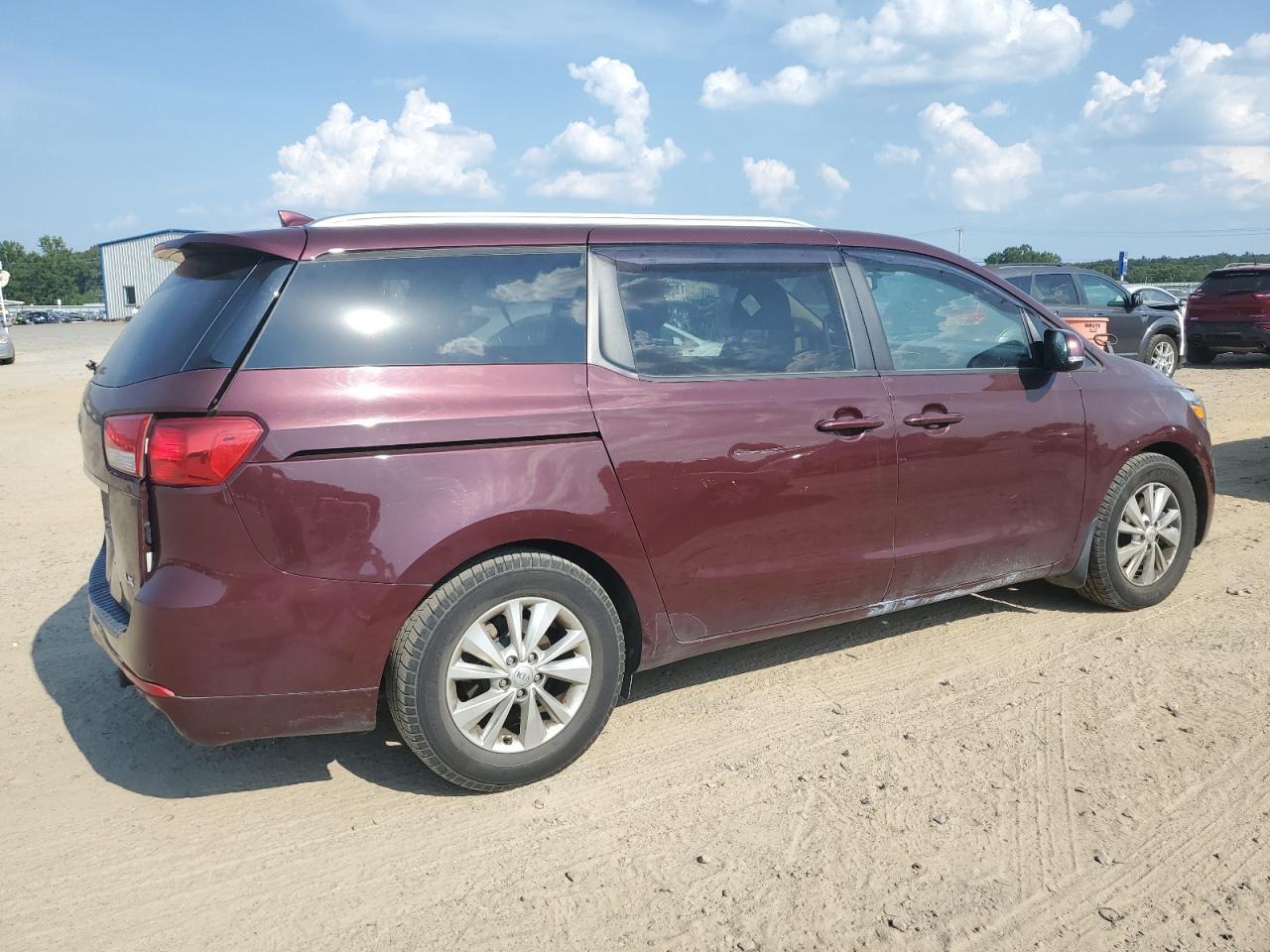 2017 KIA SEDONA LX - Фото 3