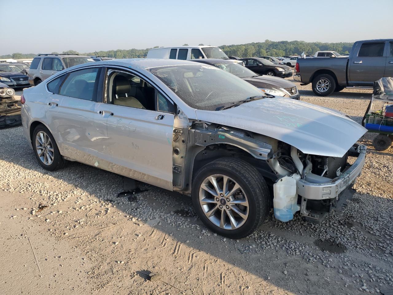 2017 FORD FUSION SE - Фото 4