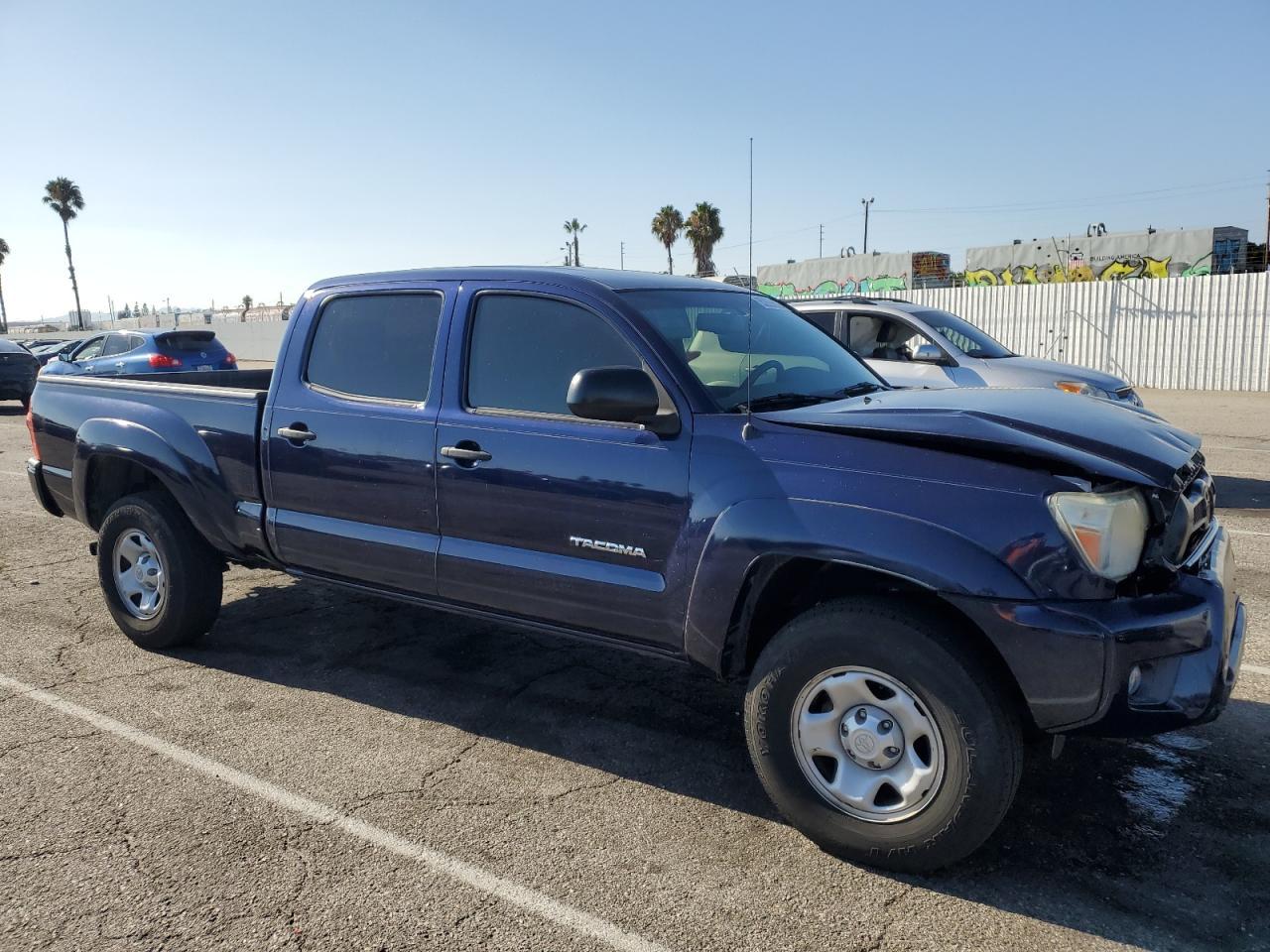 2013 TOYOTA TACOMA DOU - Image 4