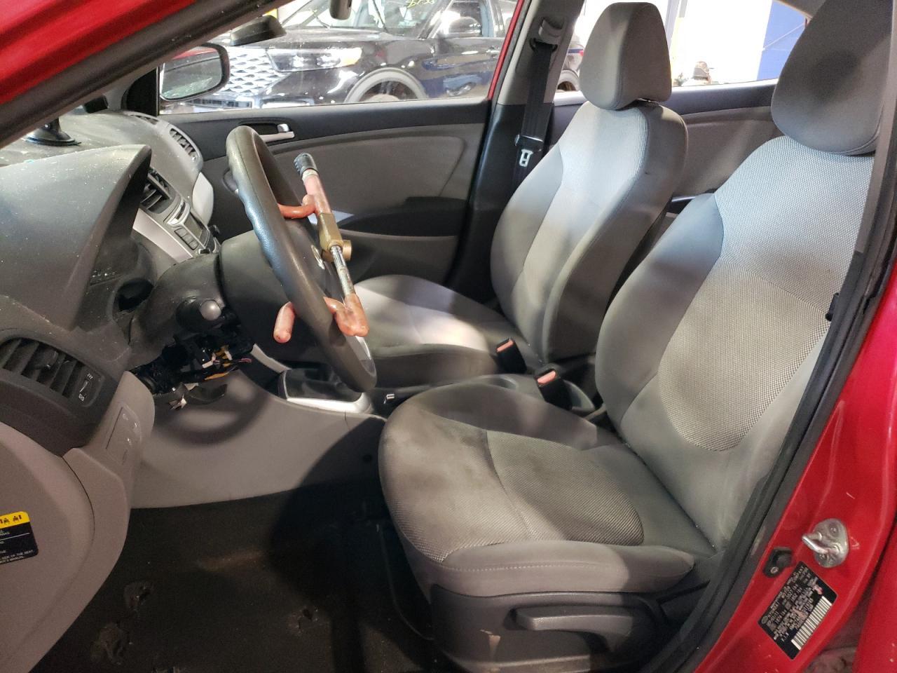 2012 HYUNDAI ACCENT GLS - Фото 7