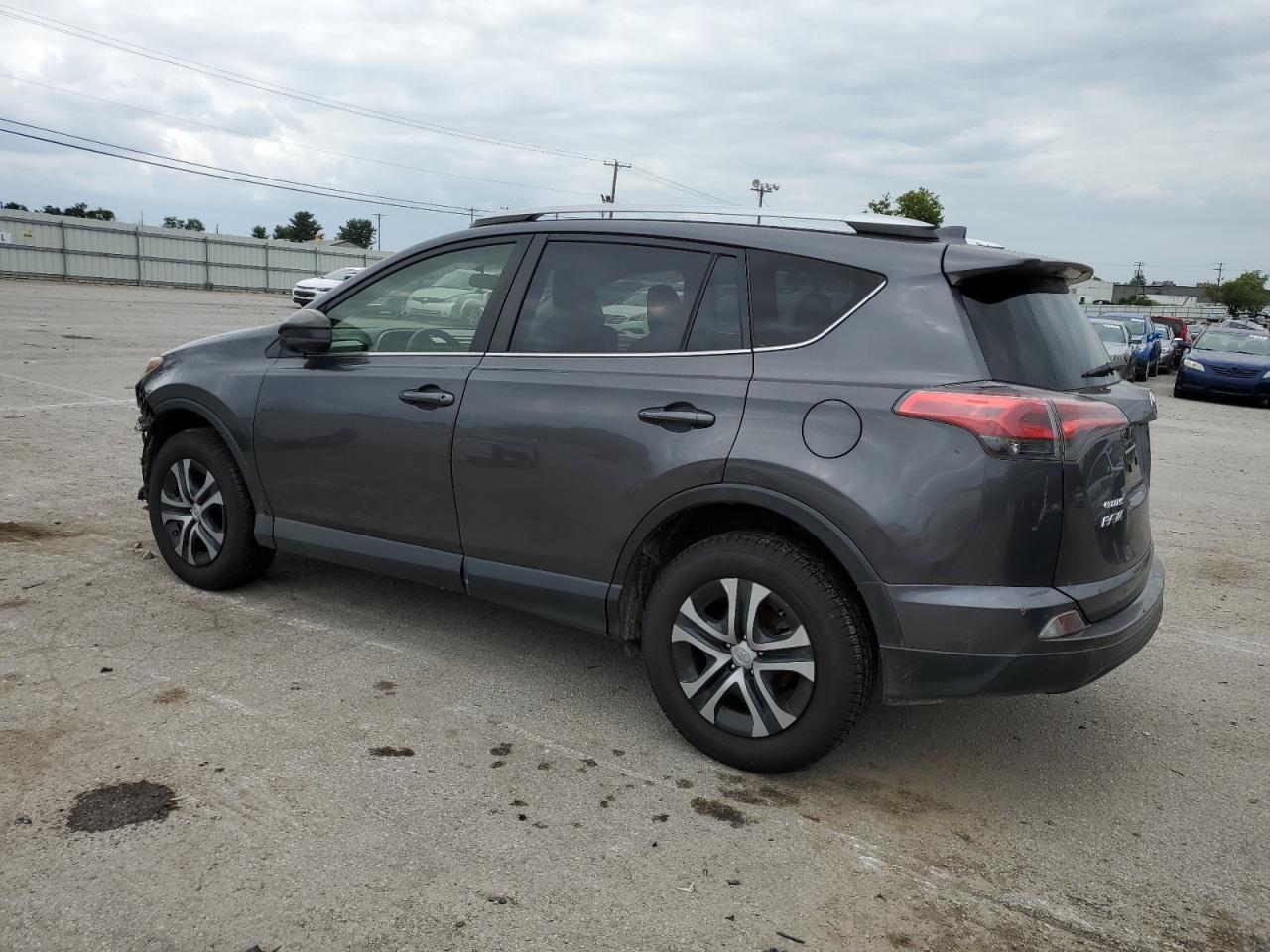 2016 TOYOTA RAV4 LE - Фото 2