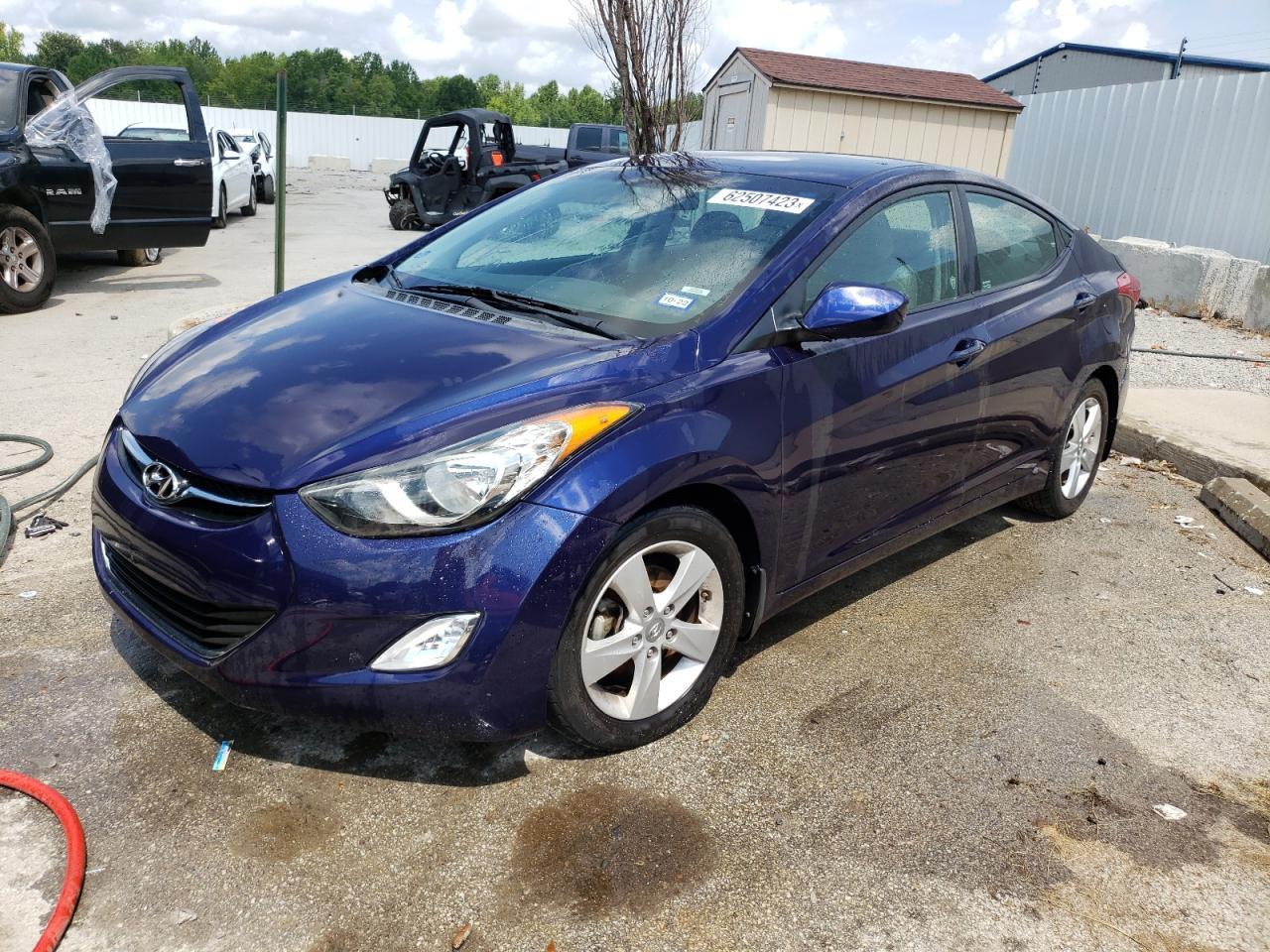 2013 HYUNDAI ELANTRA GL car image