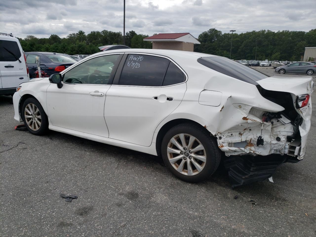 2018 TOYOTA CAMRY L - Фото 2