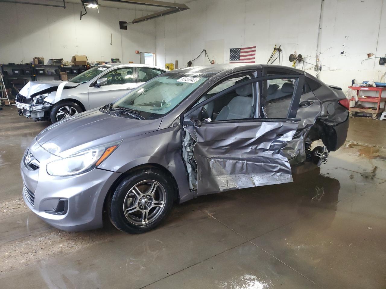 2014 HYUNDAI ACCENT GLS