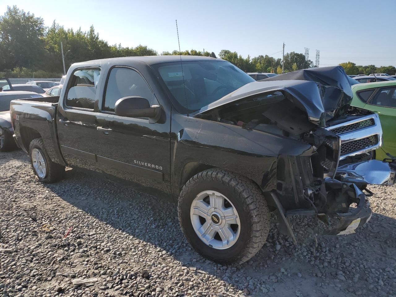 2013 CHEVROLET SILVERADO - Image 4