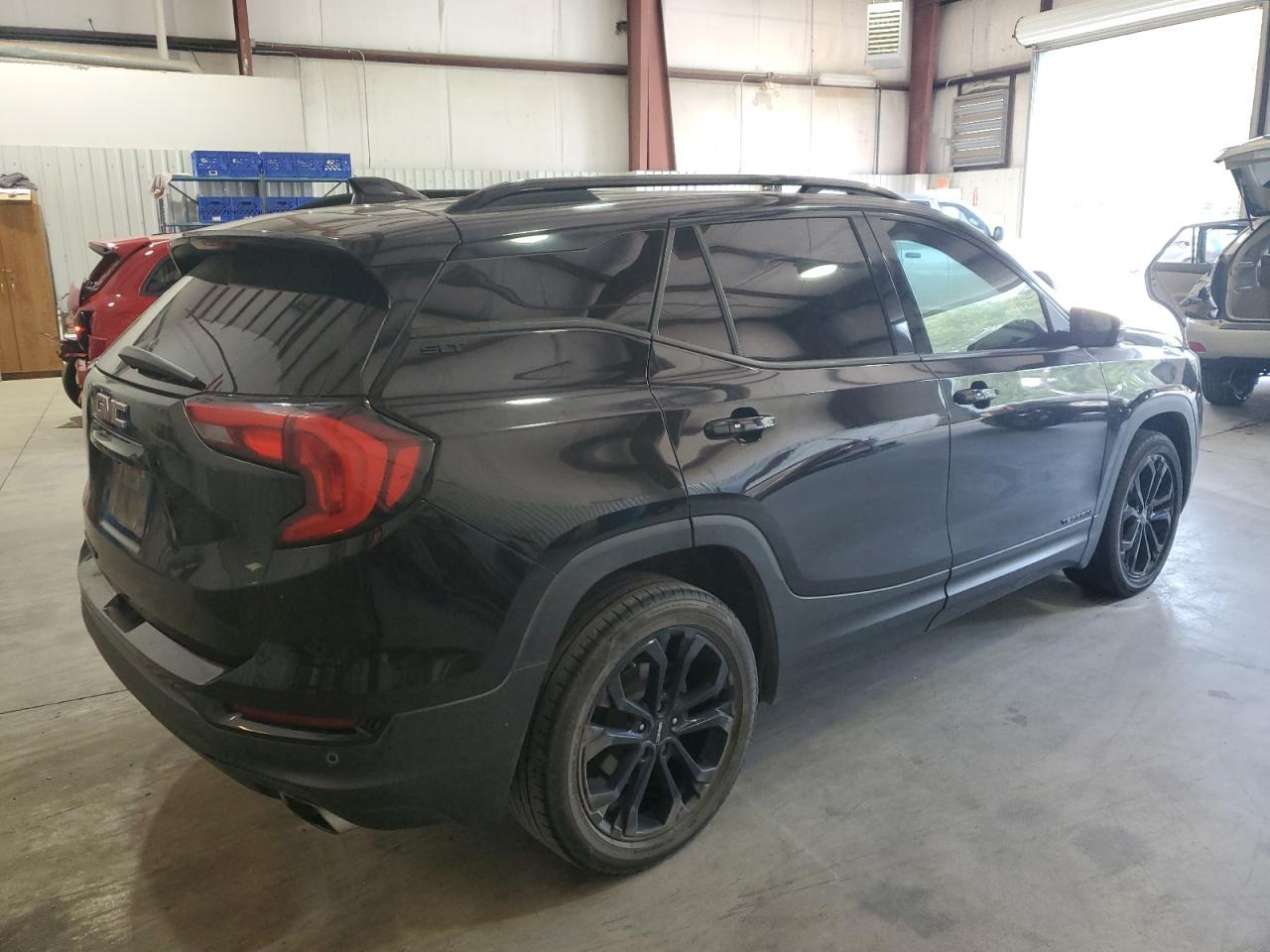 2019 GMC TERRAIN SL - Фото 3