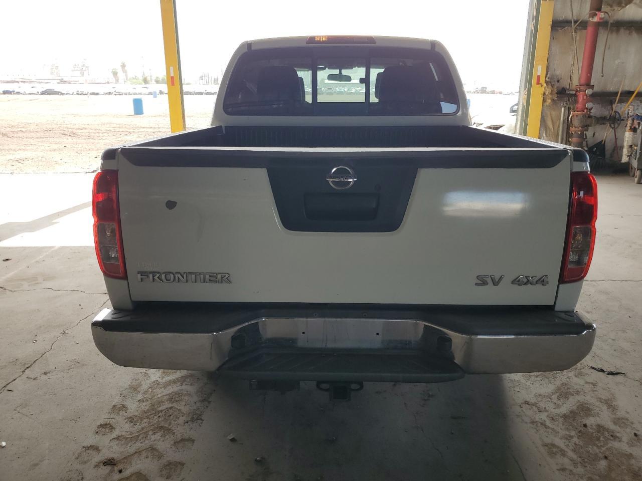 2017 NISSAN FRONTIER S - Image 6