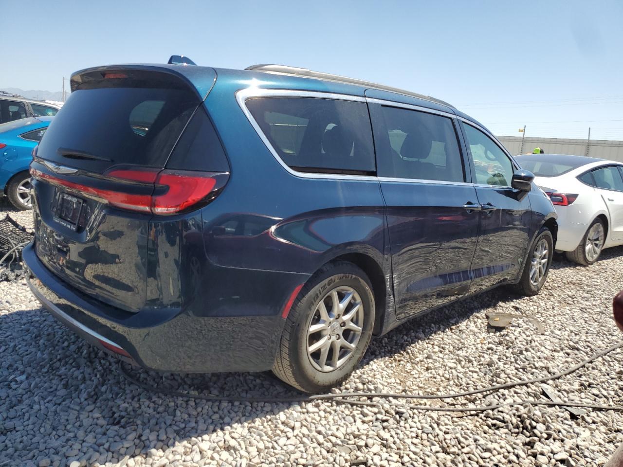 2022 CHRYSLER PACIFICA T - Image 3
