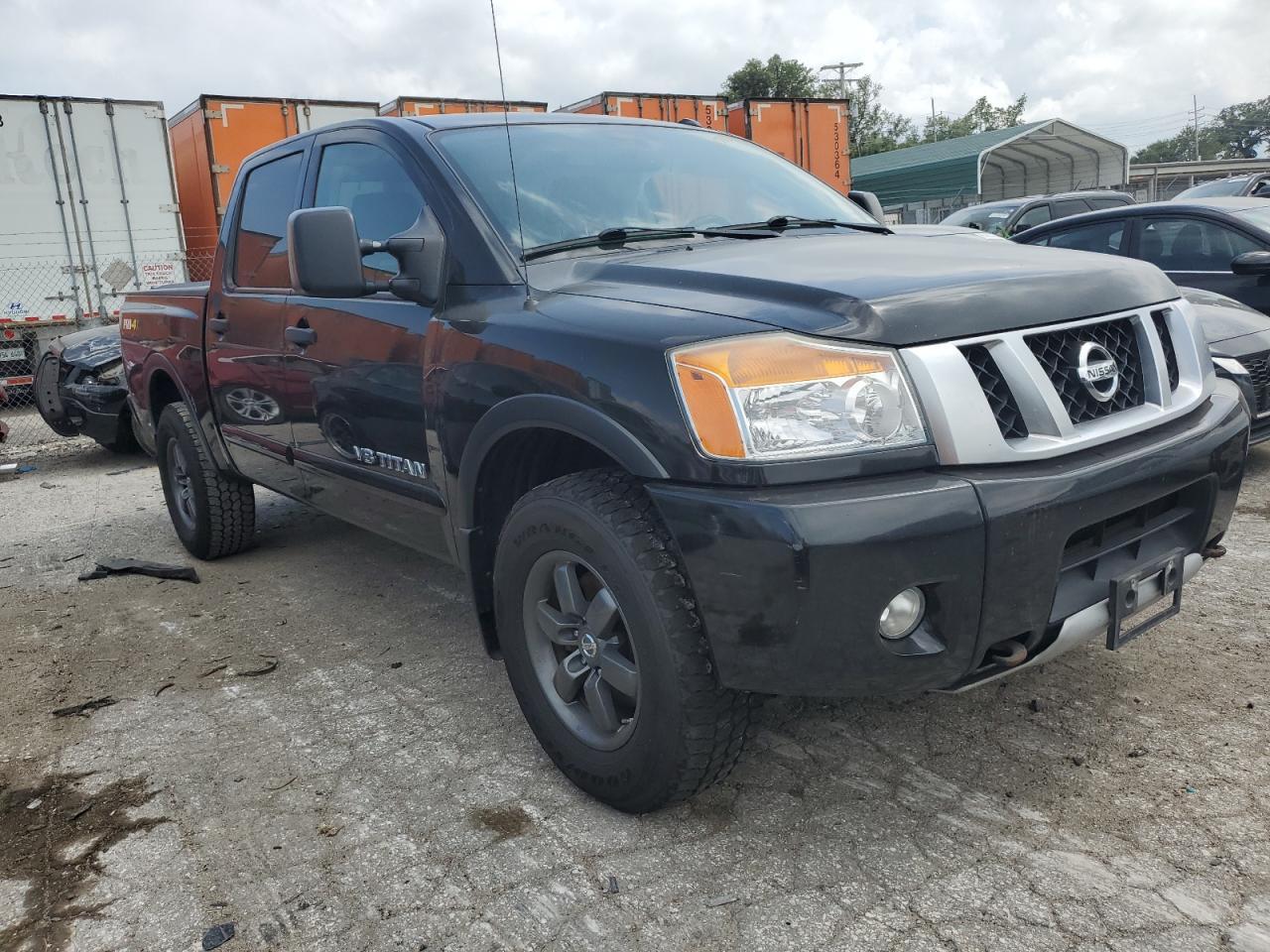 2015 NISSAN TITAN S - Фото 4