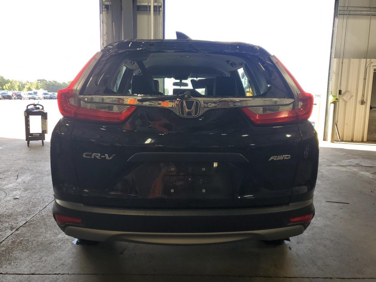 2017 HONDA CR-V LX - Image 6