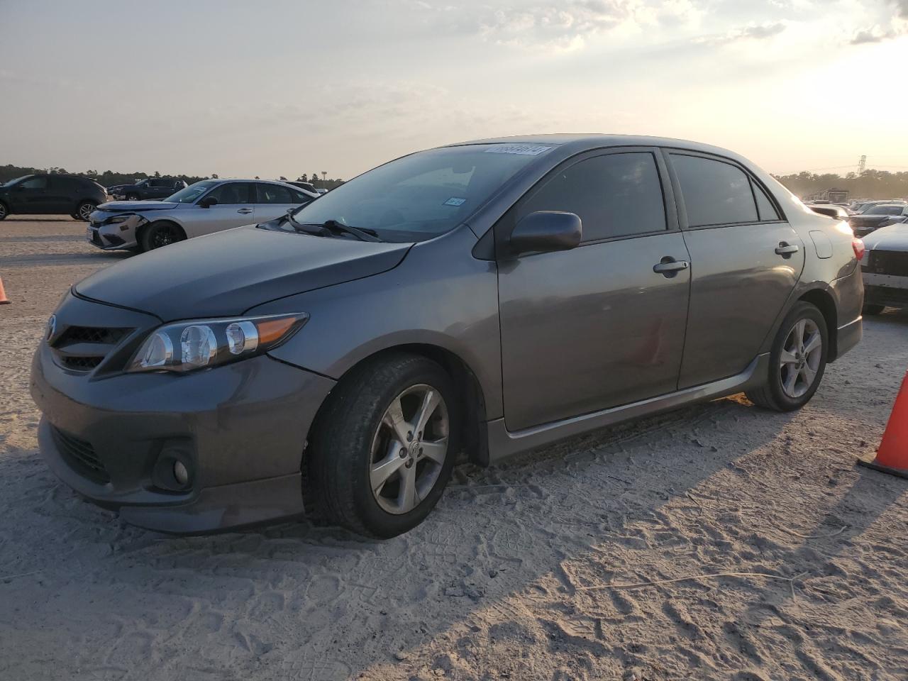 2013 TOYOTA COROLLA BA