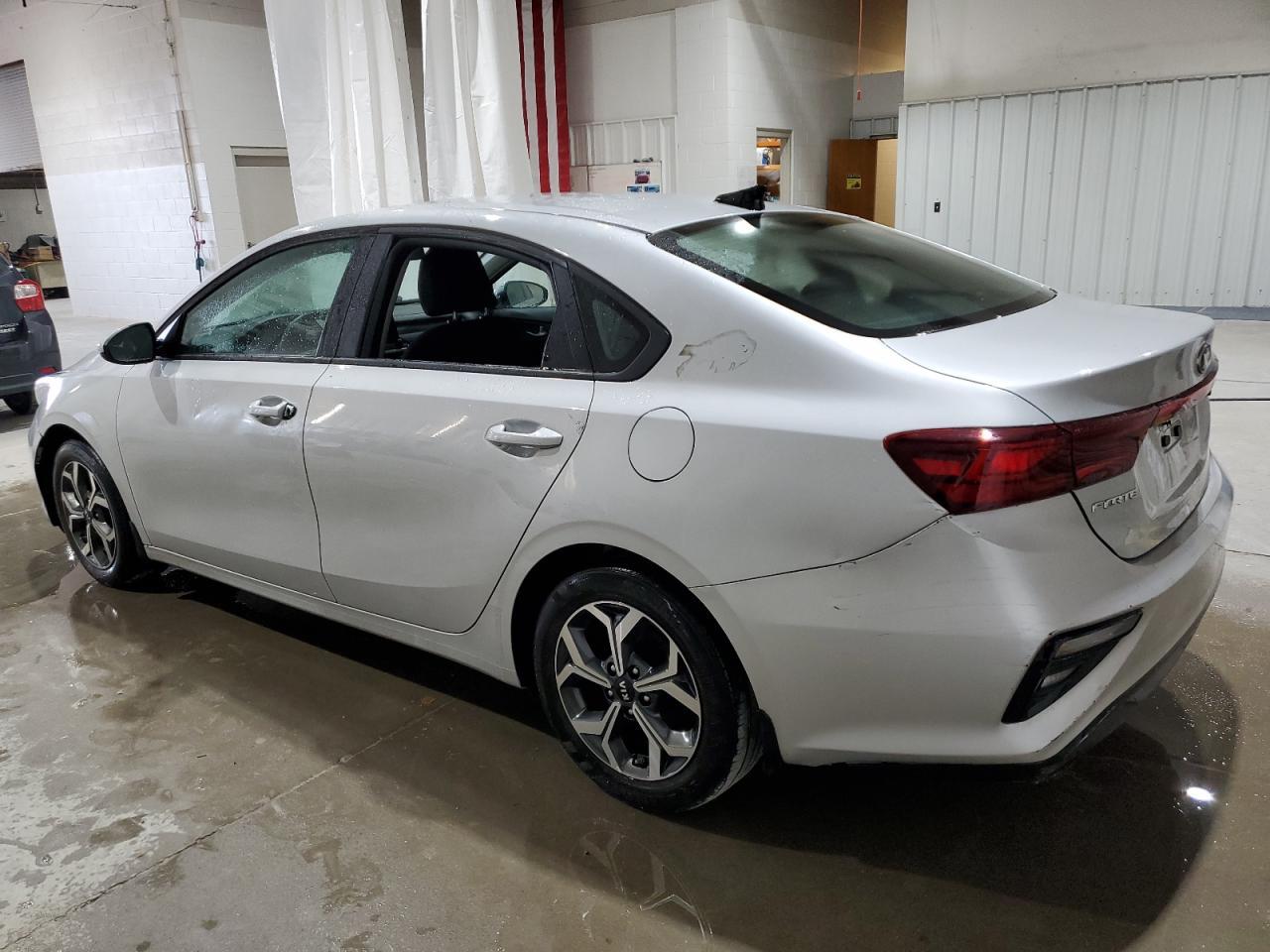 2021 KIA FORTE FE - Фото 2