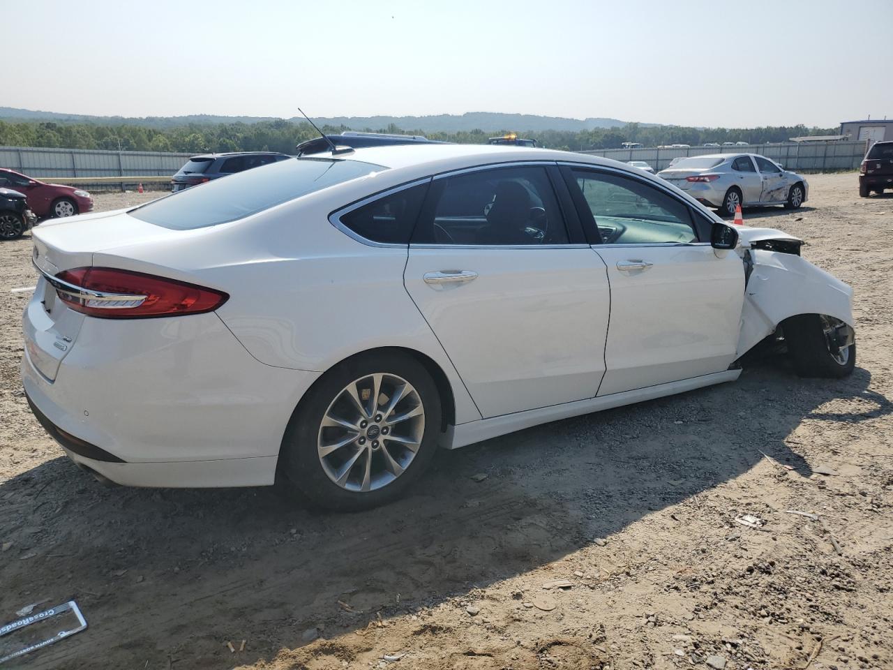2017 FORD FUSION SE - Фото 3