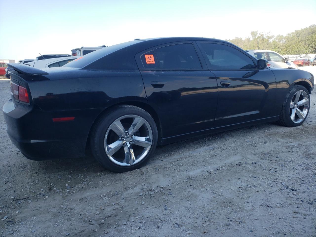 2014 DODGE CHARGER SX - Image 3