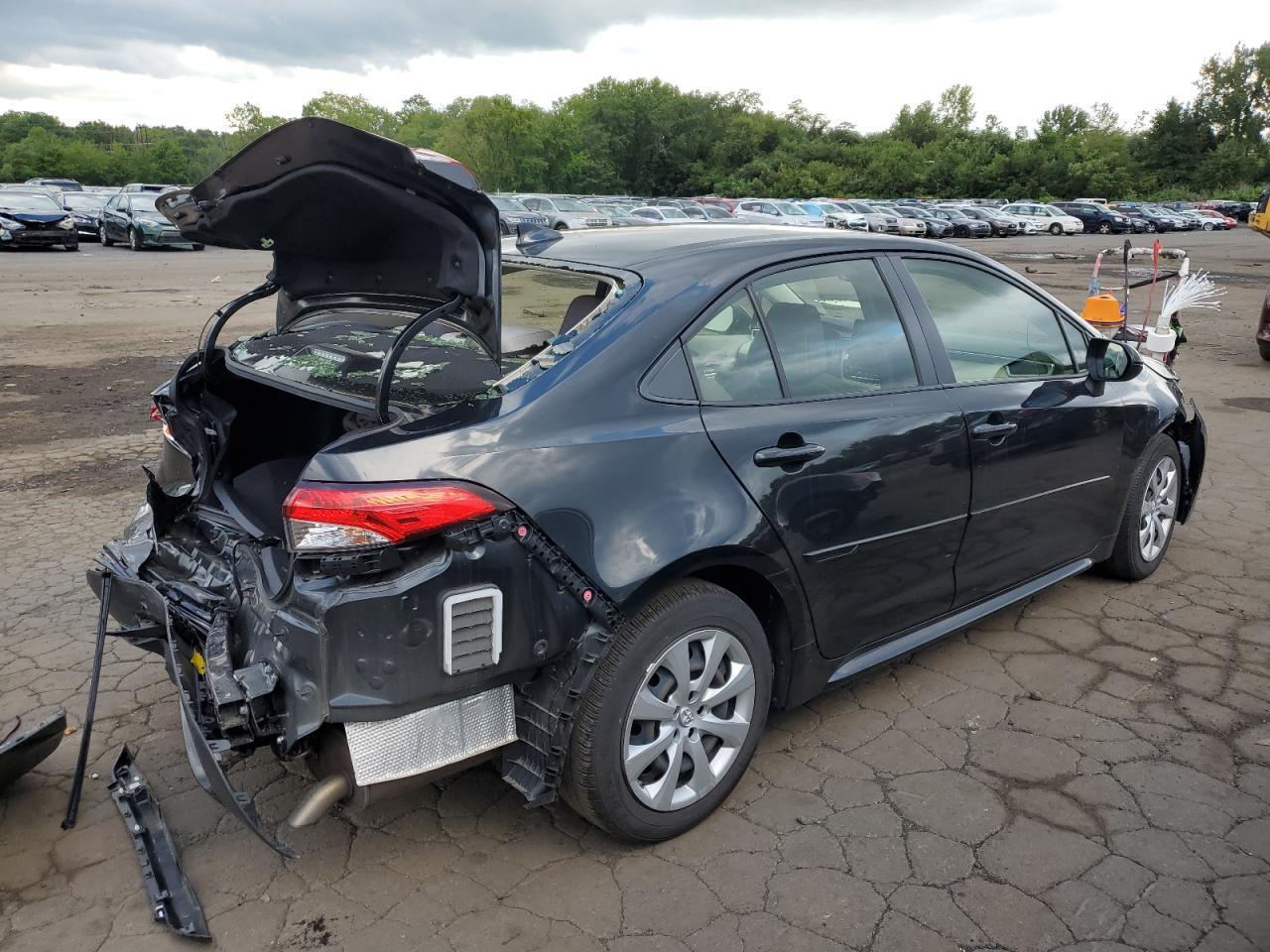 2021 TOYOTA COROLLA LE - Фото 3