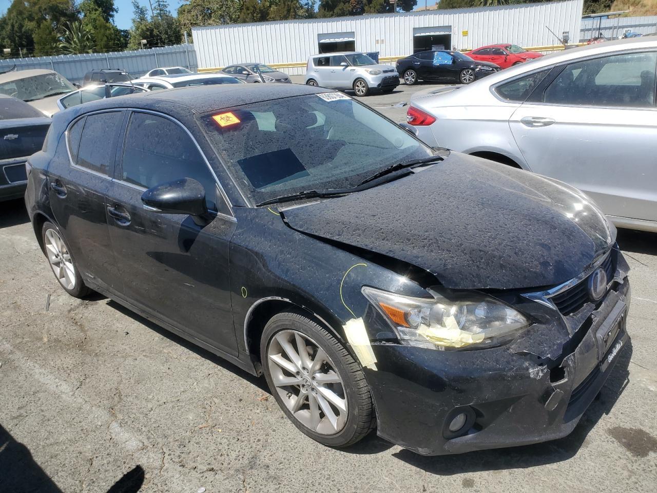 2013 LEXUS CT 200 - Фото 4