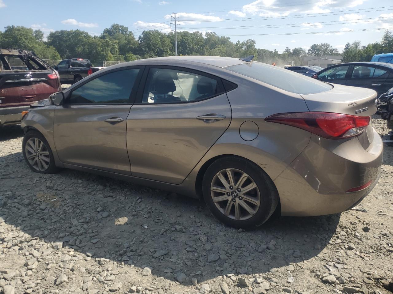 2015 HYUNDAI ELANTRA SE - Фото 2
