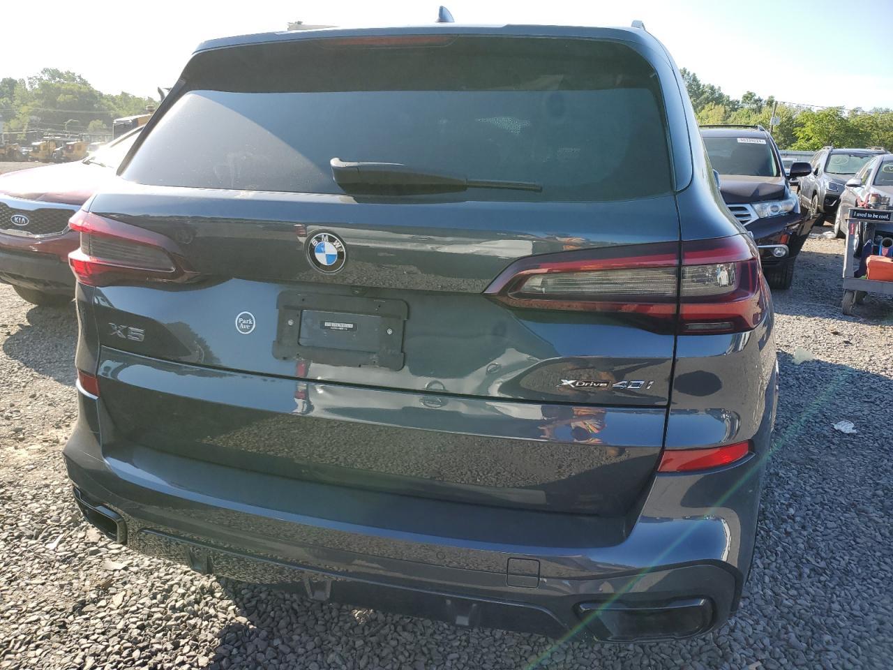 2022 BMW X5 XDRIVE4 - Фото 6