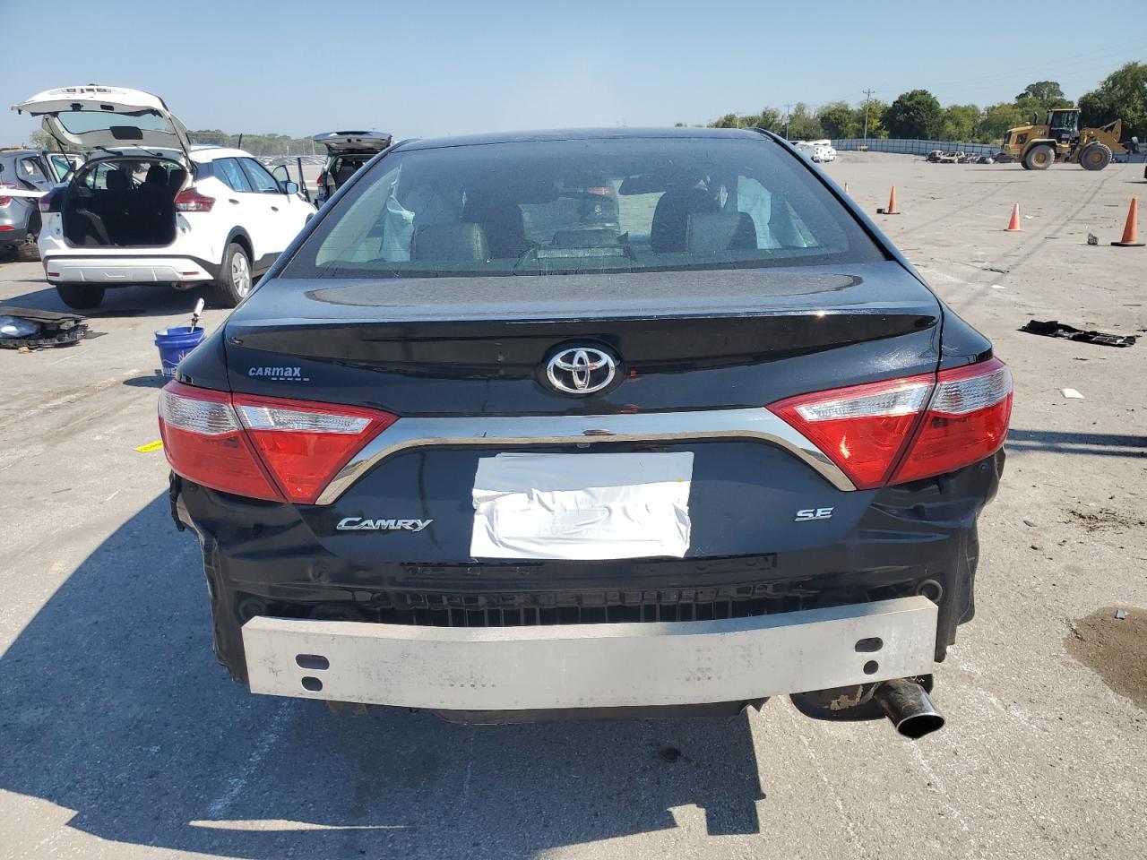 2017 TOYOTA CAMRY LE - Image 6
