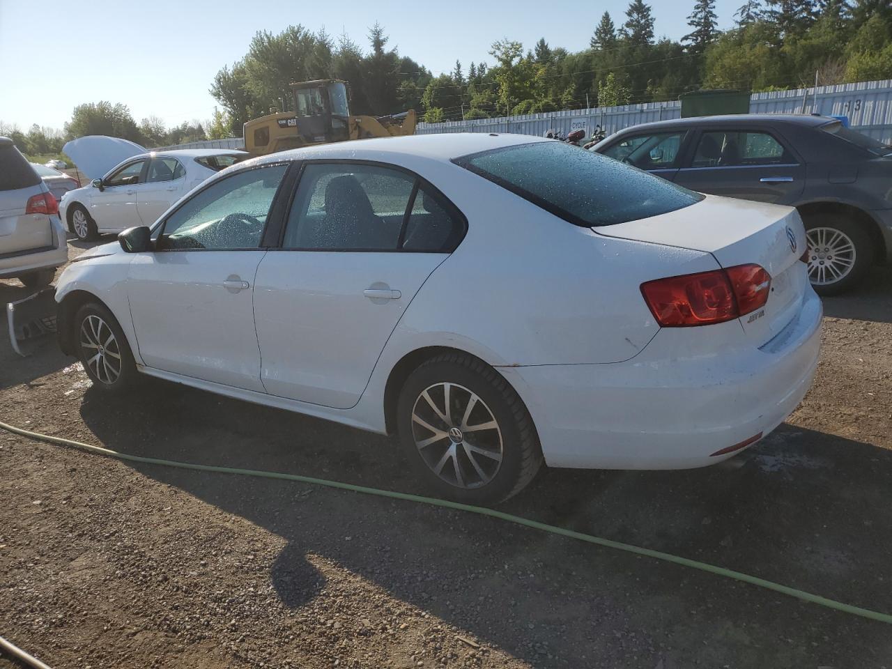 2013 VOLKSWAGEN JETTA BASE - Image 2