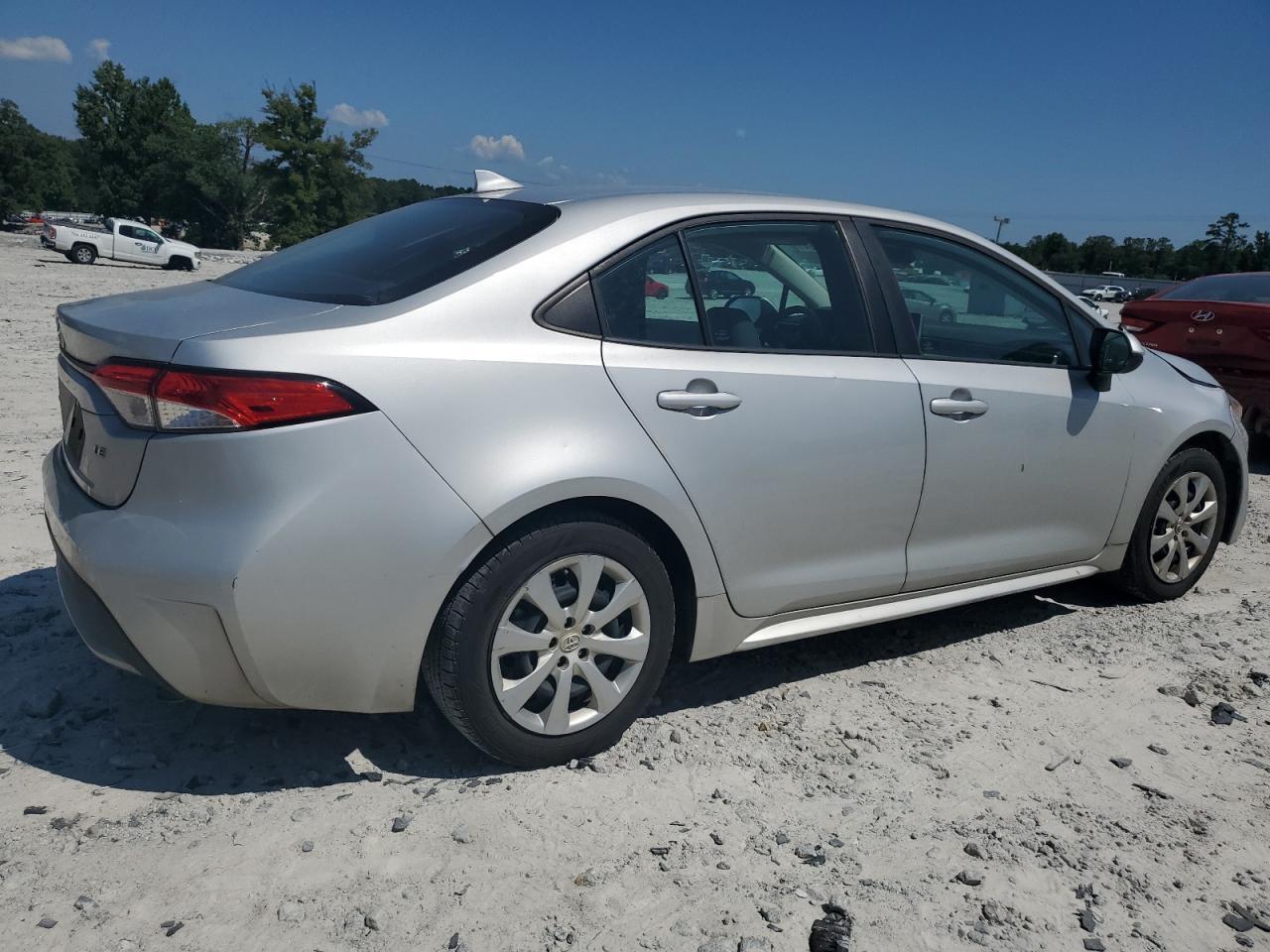 2021 TOYOTA COROLLA LE - Image 3