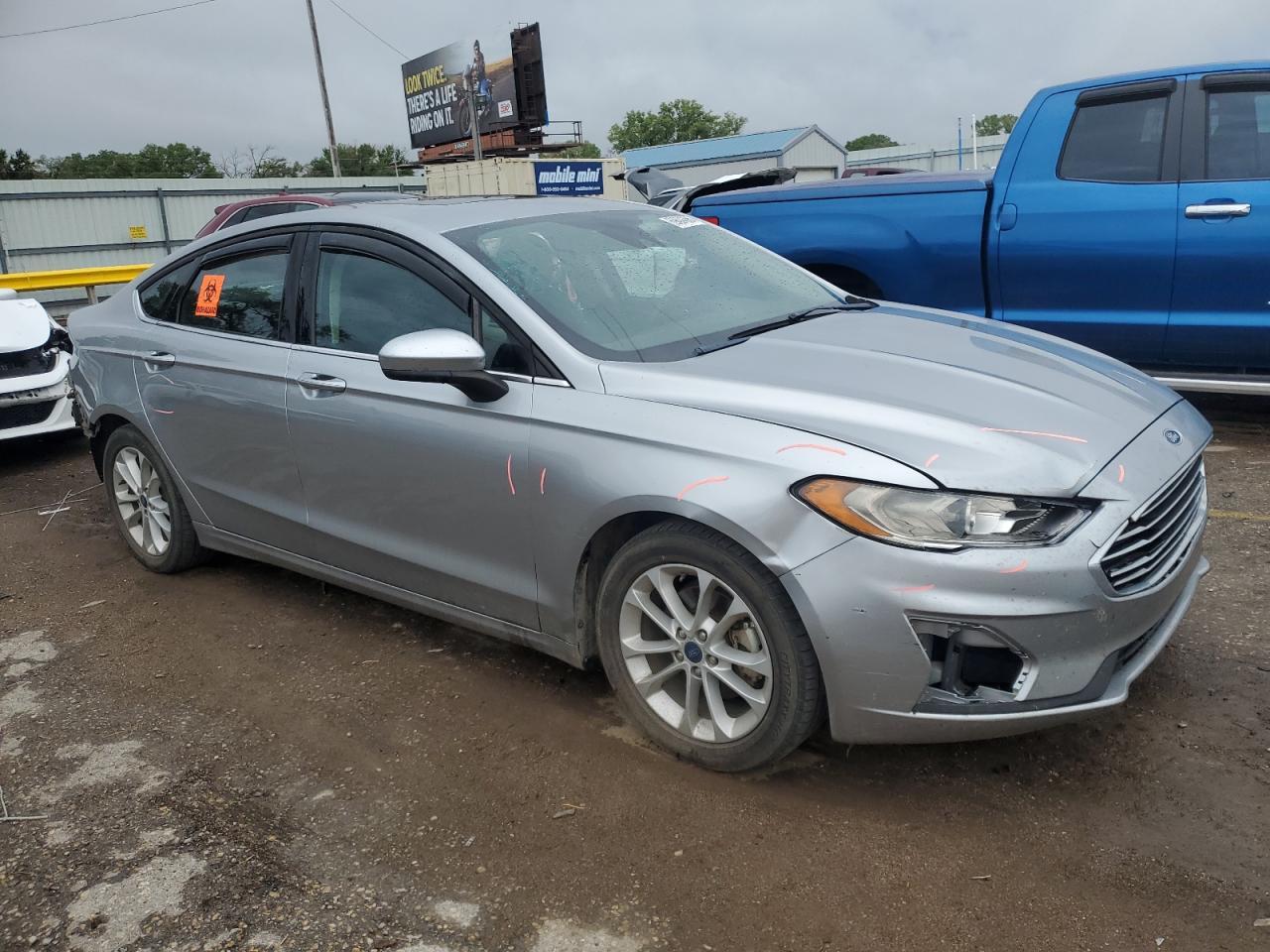 2020 FORD FUSION SE - Image 4