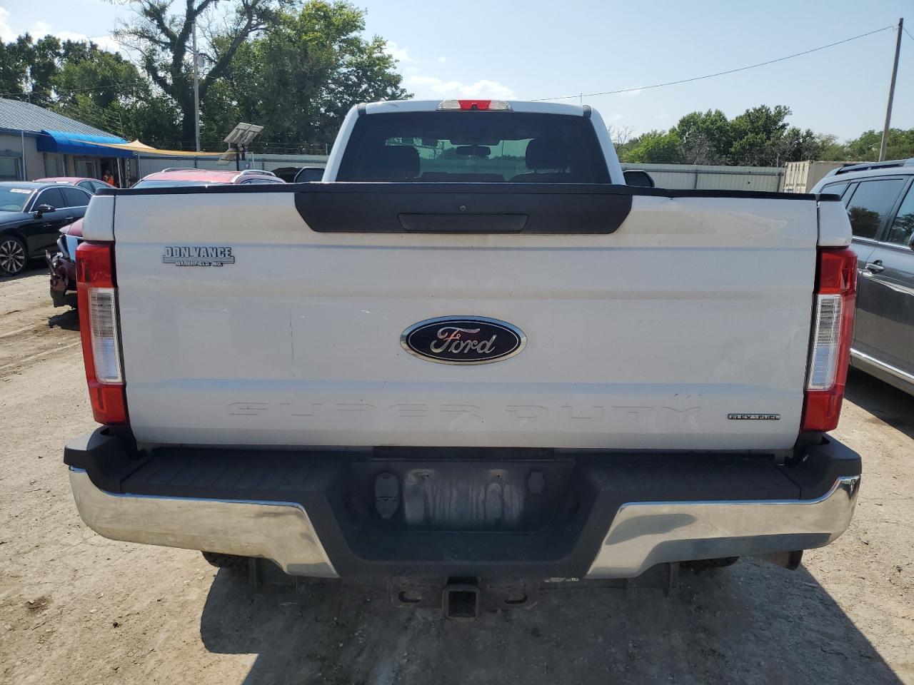 2017 FORD F350 SUPER - Image 6